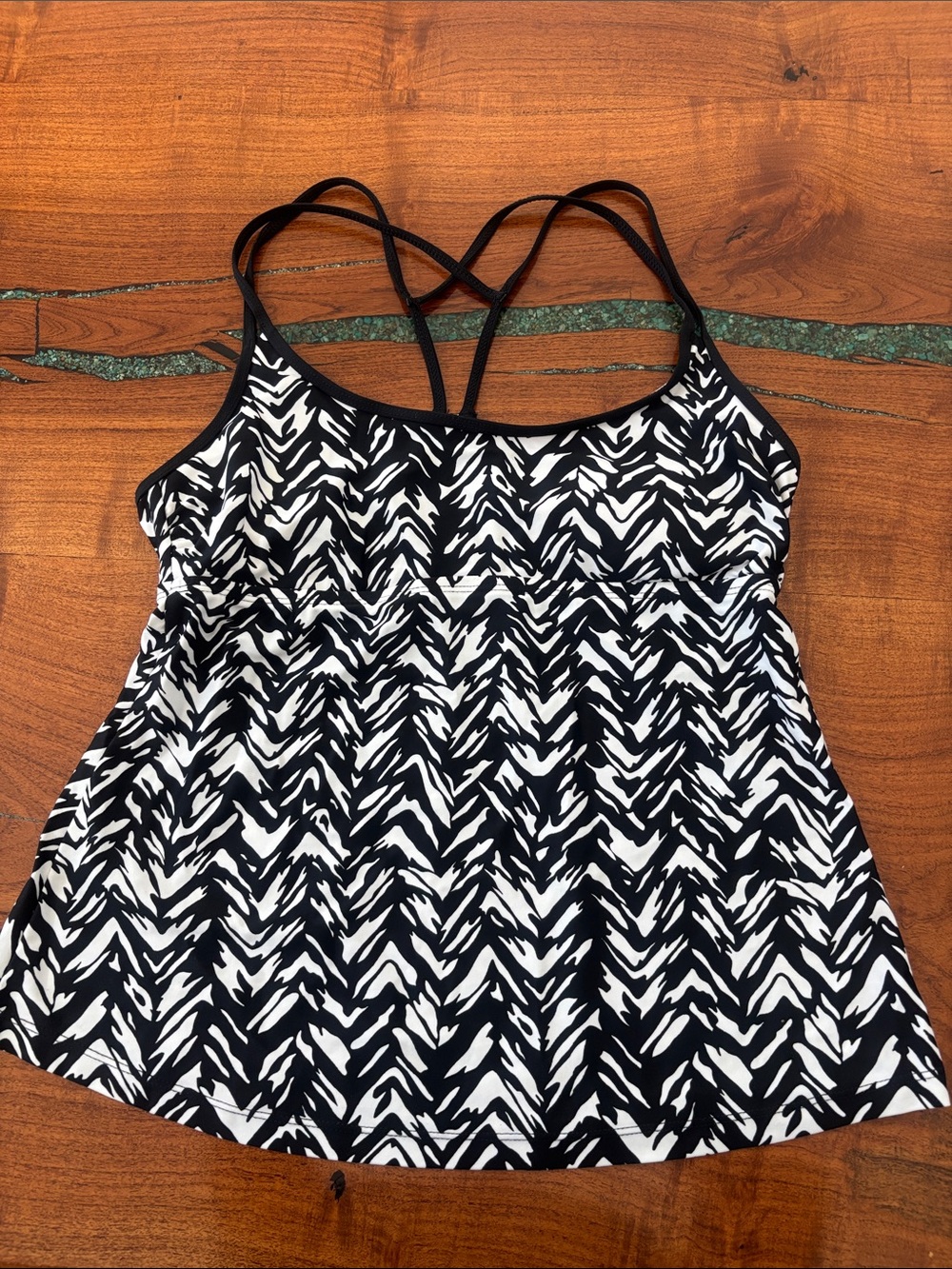 Kona Sol Black & White Patterned Strappy Tankini